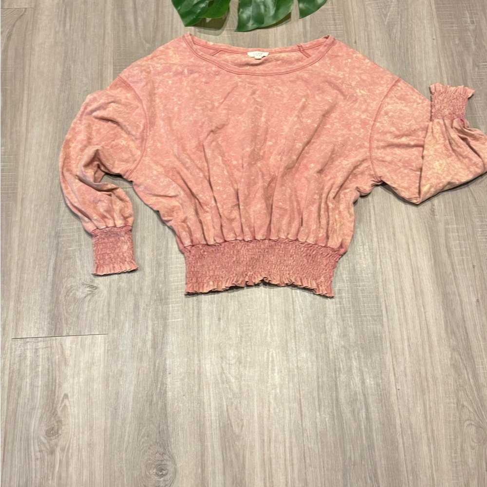 Oddy Blush Mineral Wash Top